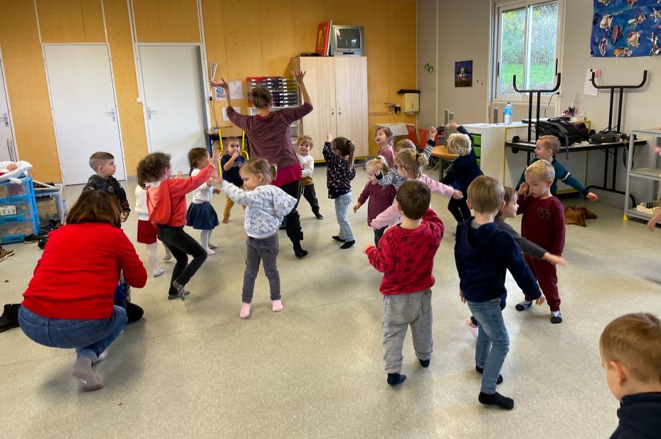 Initiation danse en maternelle