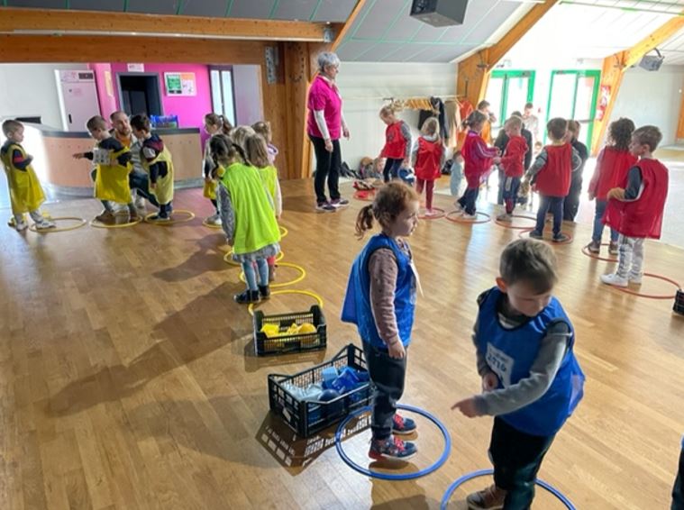 Rencontre sportive des PS-MS avec l’école Sainte Anne d’Andel