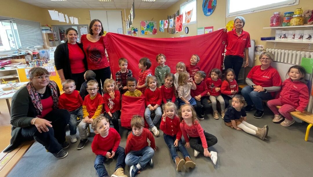 A la découverte du Canada lors de la journée “rouge” en maternelle